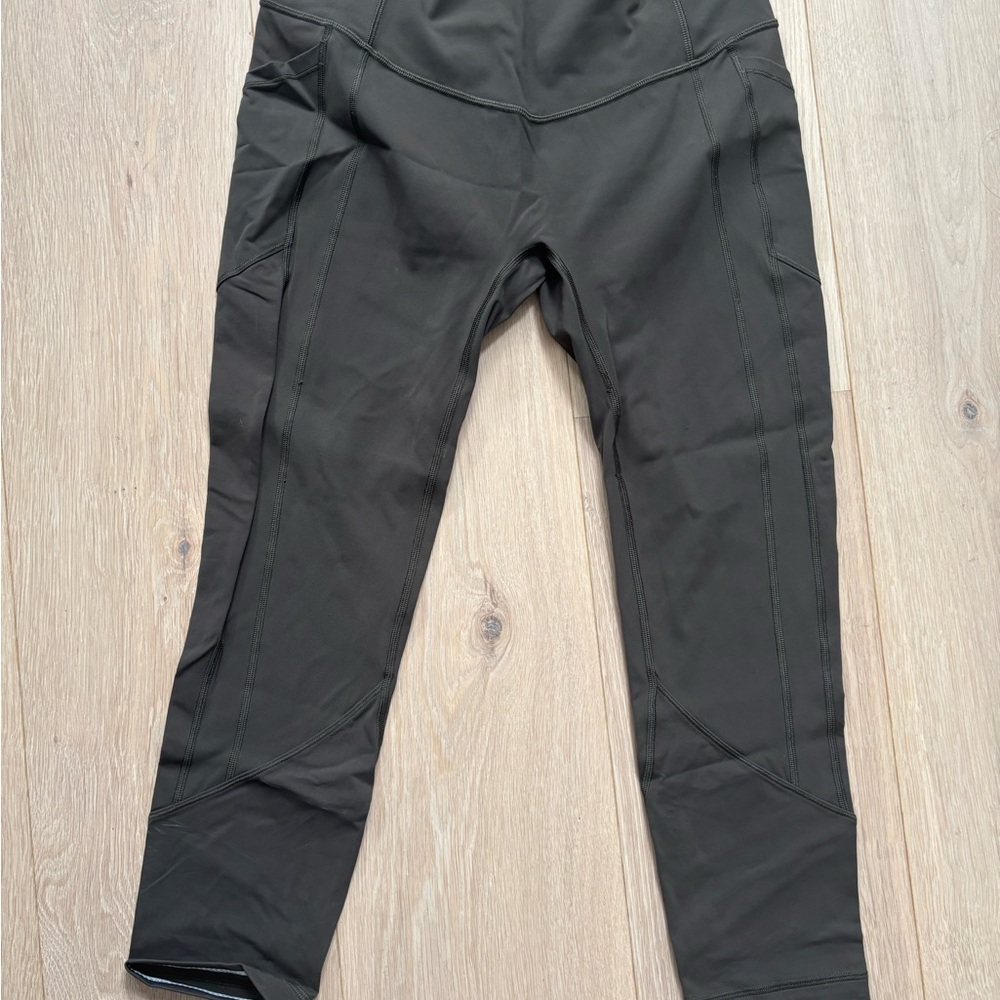 Lululemon Athletica Charcoal/Olive Green Leggings size 10